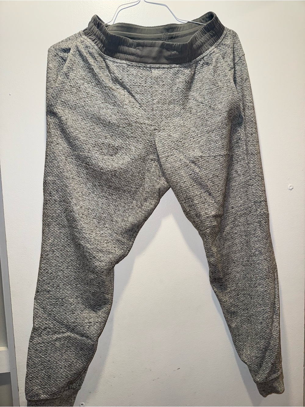Lululemon Ease The Day Jogger